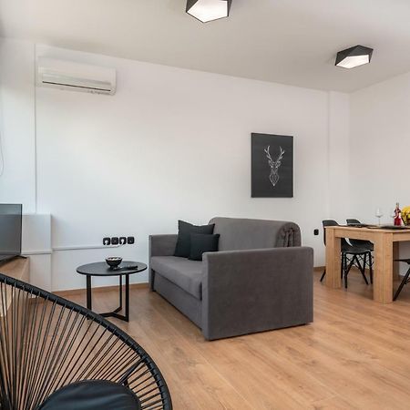 Elegant Urban Apartment Heraklion  ภายนอก รูปภาพ